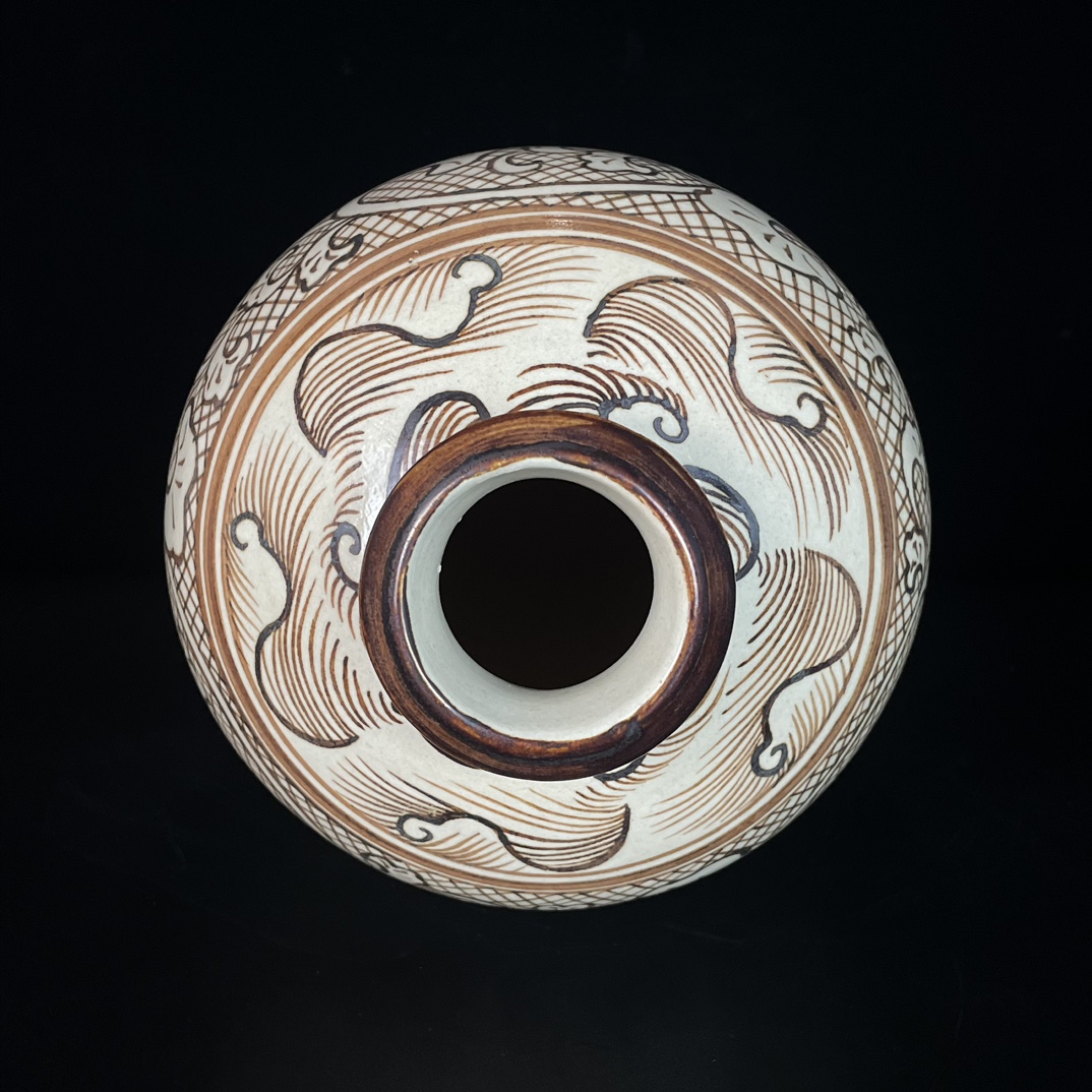 Song Dynasty Cizhou Kiln Seawater Geometric Pattern Plum Vase - Image 8 of 9