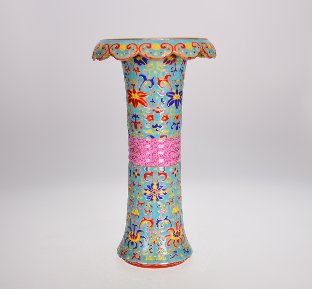Qing Dynasty Qianlong Enamel Gold Goblet with Passion Flower Patterns - Image 3 of 9