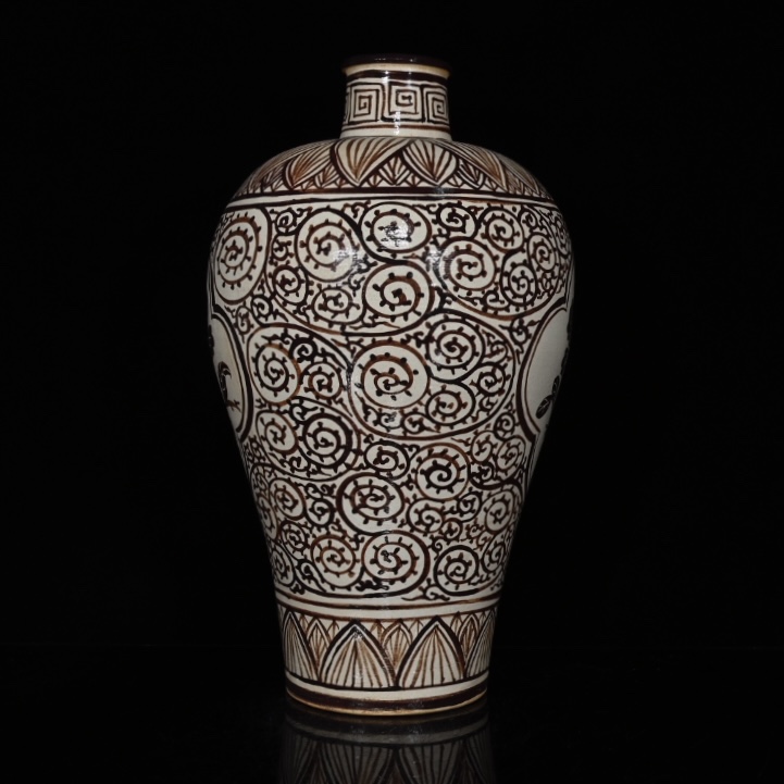 Jizhou kiln window plum vase from Song Dynasty - Image 2 of 9