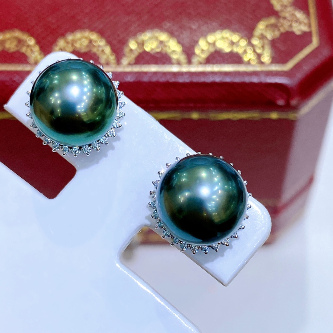 9.5mm round, flawless, top-grade peacock green pearls, 18K white gold classic sunflower earrings - Image 4 of 9