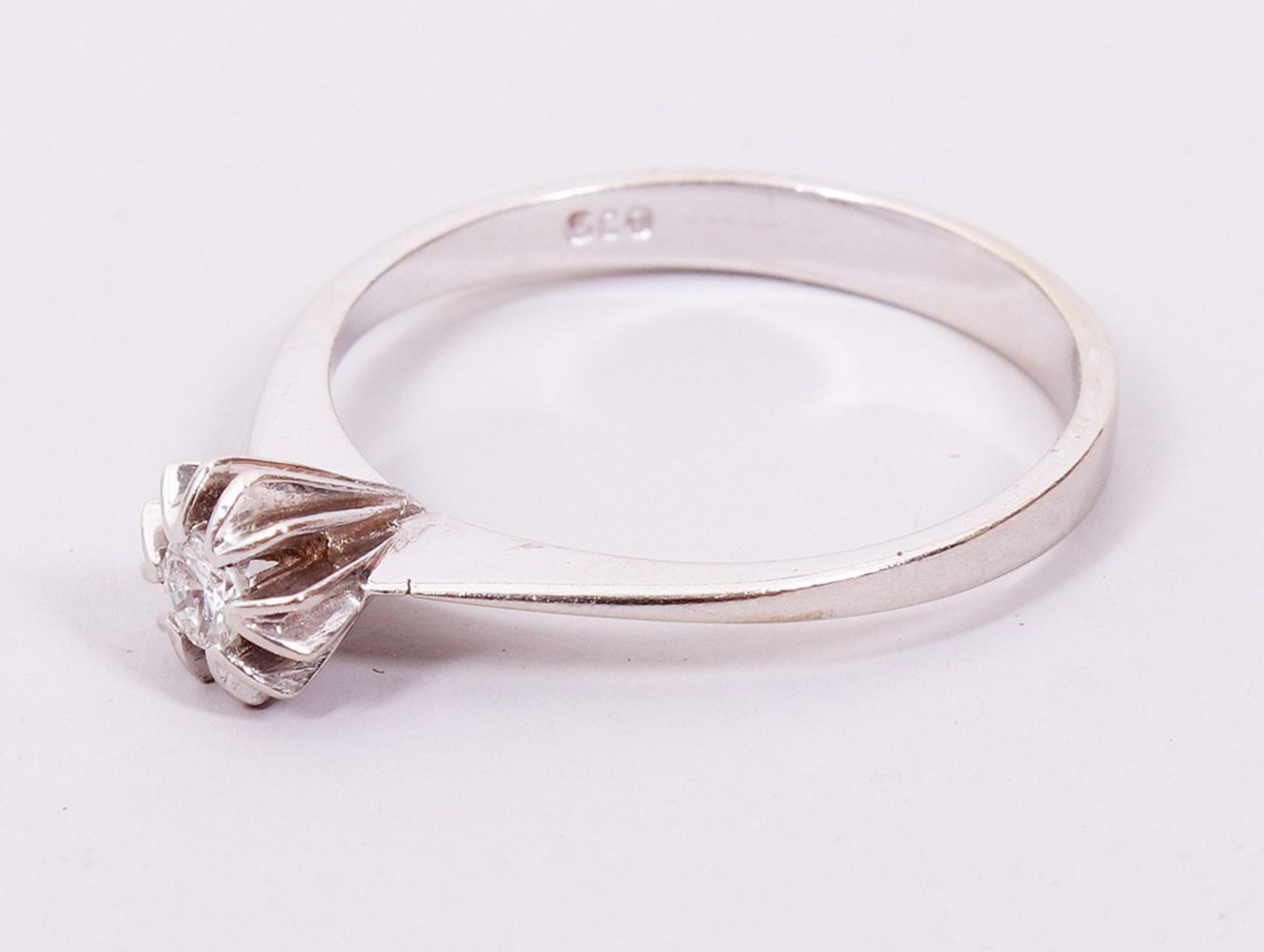 Solitaire ring - Image 4 of 5