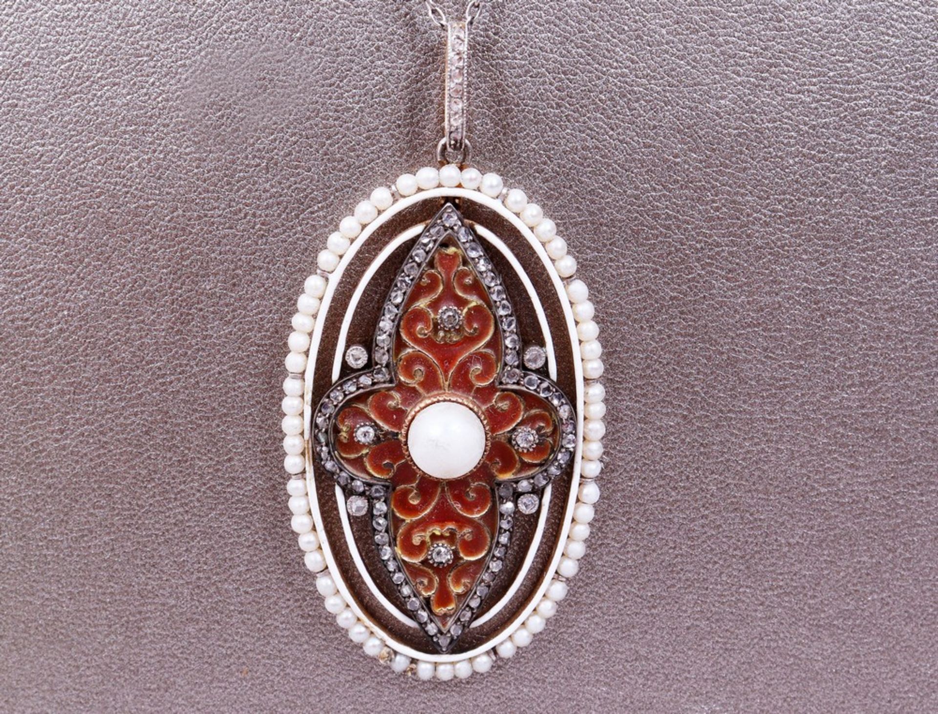 Art Deco pendant on chain