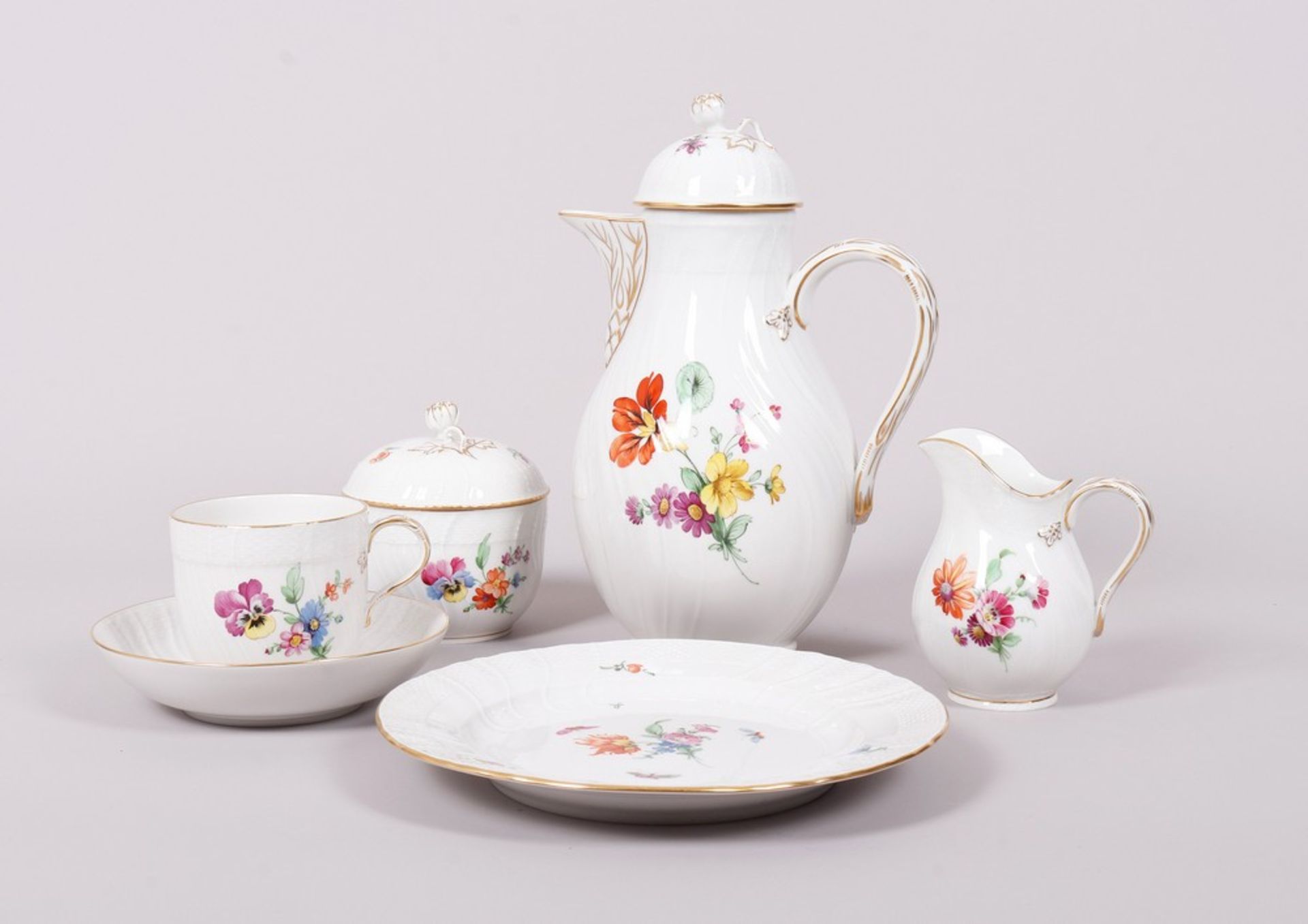 Coffee service for 9 people, KPM-Berlin, shape "Neuosier", "Blumen- und Schmetterlingsdekor", 20th  - Image 8 of 10