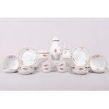 Coffee service for 6 people, Meissen, form "Neuer Ausschnitt" with "Neumarseille relief", decor "Ro