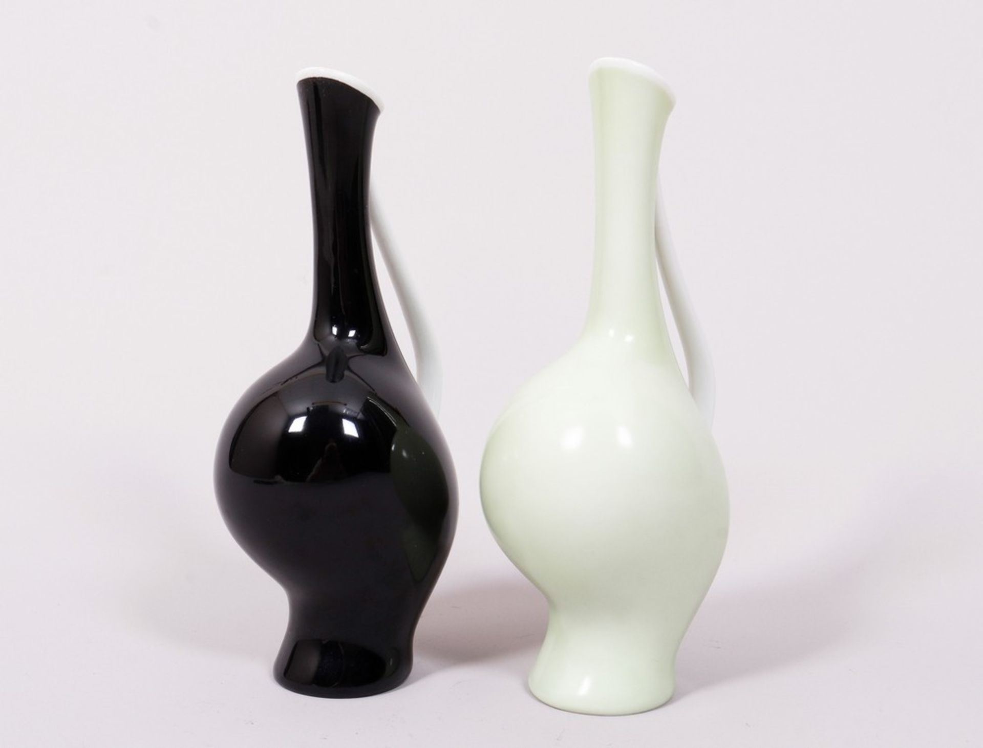 Paar Vasen "Schwangere Luise", Entwurf Fritz Heidenreich für Rosenthal AG, Ausführung Kunstabteilun - Bild 2 aus 6