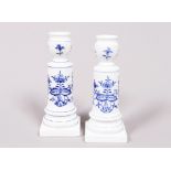 Pair of table candlesticks, Meissen, 20th C., “Zwiebelmuster” decor