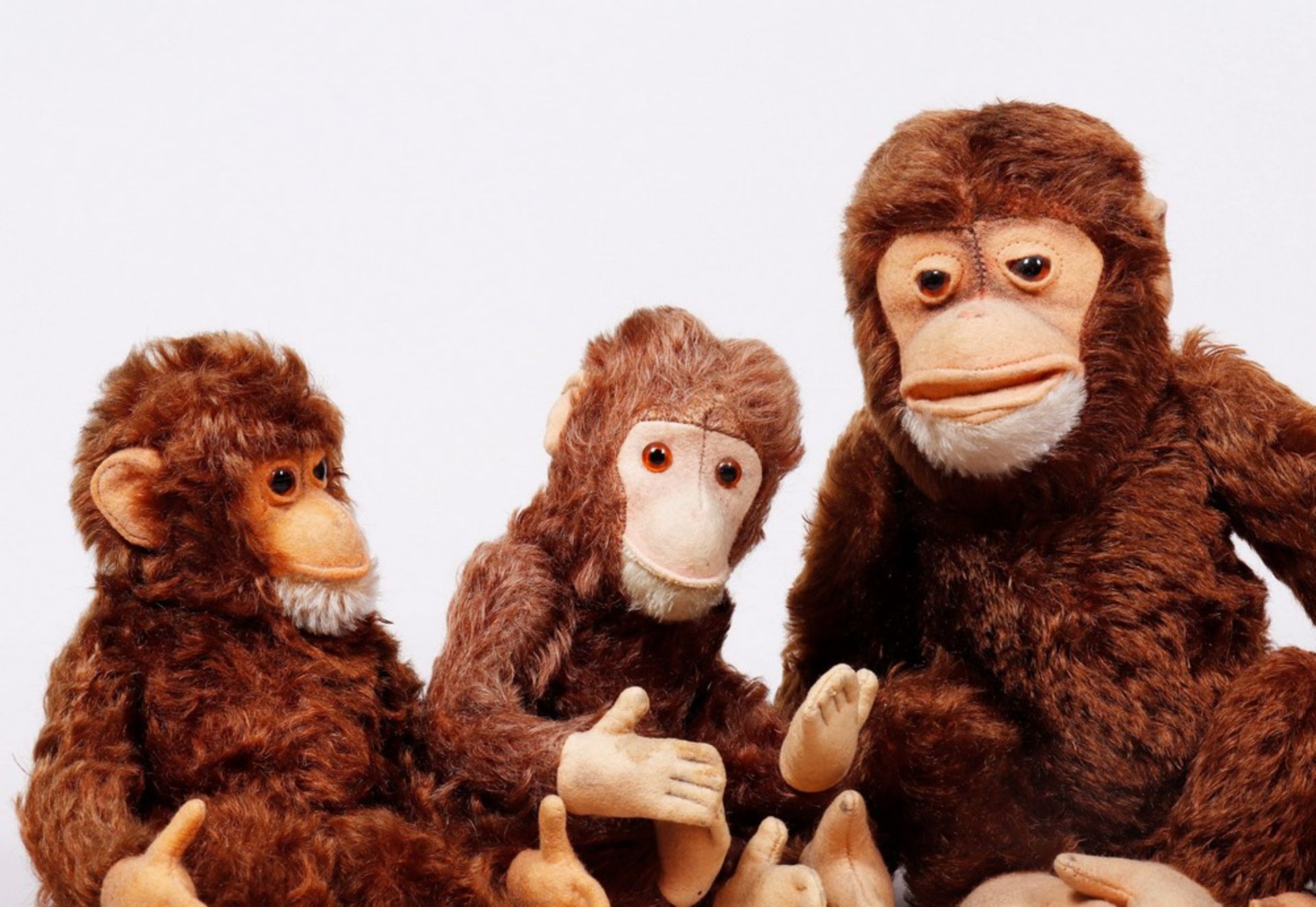 6 softtoy monkeys, Steiff and others, middle/2. Half 20th C. - Image 2 of 3