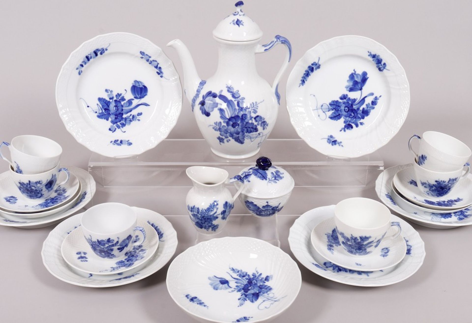 Kaffeeservice, Royal Copenhagen, Dänemark, Form "Ozier", Dekor "Blaue Blume", 2. Hälfte 20.Jh., 22- - Bild 2 aus 6