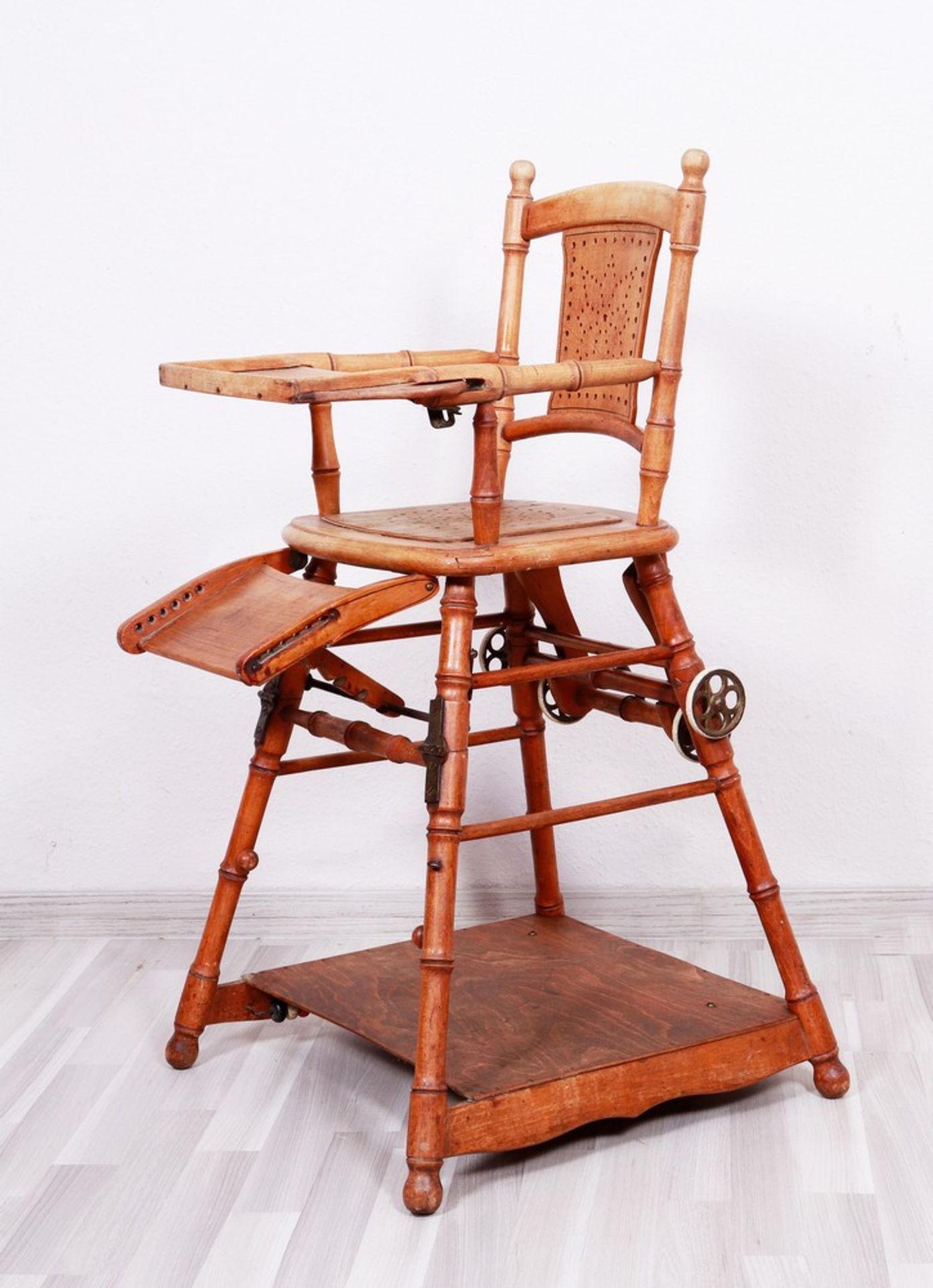Convertible children's chair/high chair, German, c. 1920/30