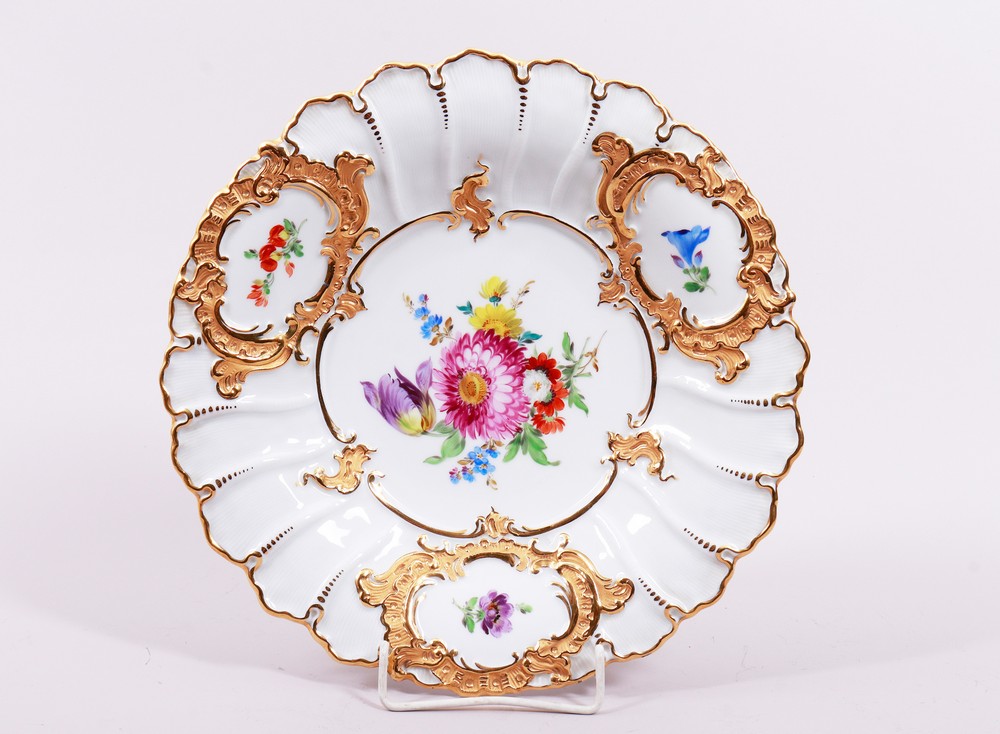 Bowl, Meissen, “Deutsche Blume” decor, Pfeiffer period (1924-34)