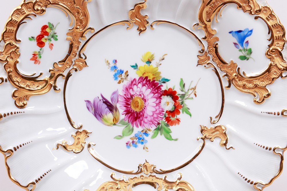 Bowl, Meissen, “Deutsche Blume” decor, Pfeiffer period (1924-34) - Image 2 of 5