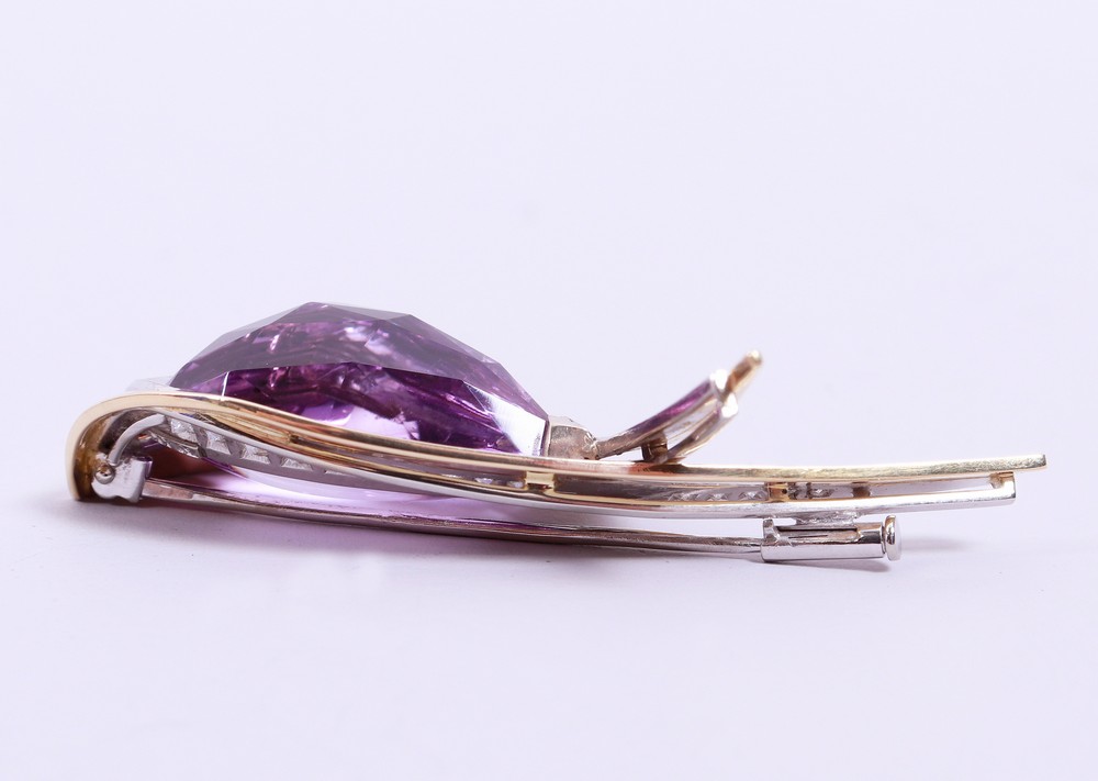 Amethyst brooch, 750 yellow gold/white gold, 20th C. - Image 5 of 7