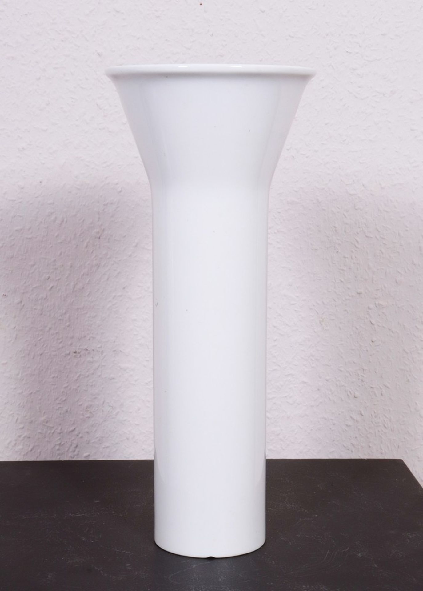 Large amphora vase with insert, design Karl Friedrich Schinkel, manufactured by KPM-Berlin, 20th C. - Image 7 of 10