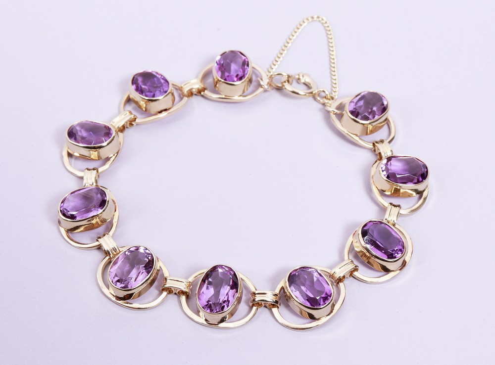 Amethyst bracelet, 333 yellow gold, 20th C. - Image 4 of 7