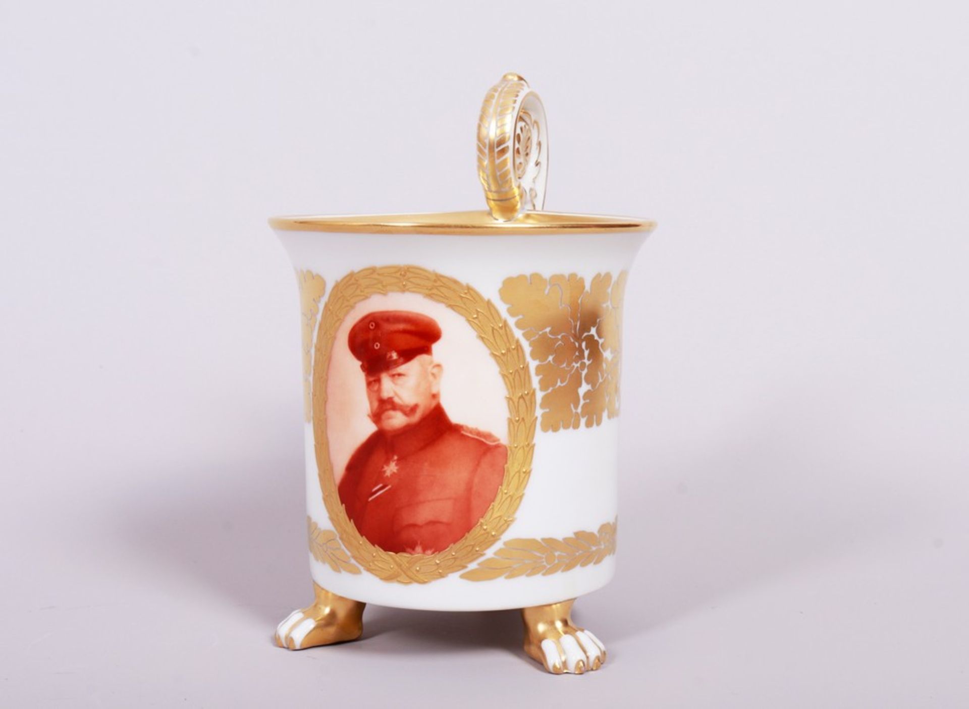 Large portrait cup, KPM-Berlin, 1914/18