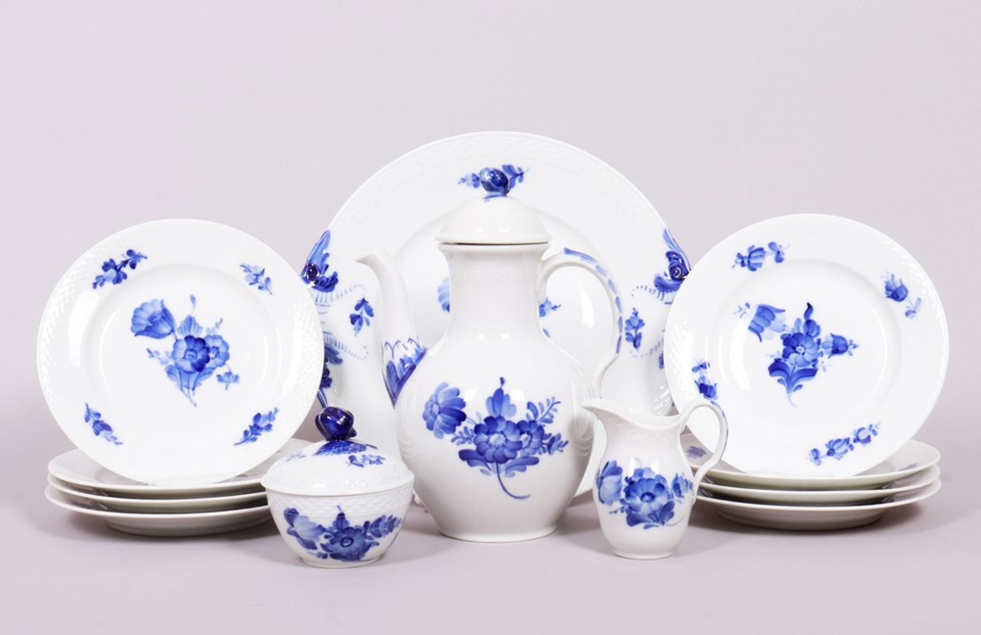 Coffee service for 8 persons, Royal Copenhagen, Denmark, “Blue Flower” decor with relief decoration - Image 2 of 8