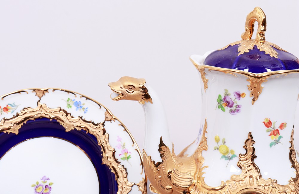 Coffee service for 6 persons, Meissen, B-shape, cobalt blue background, 2nd half 20th C. - Image 5 of 11