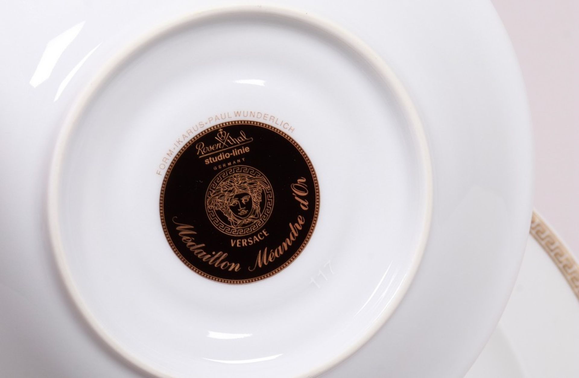 Kaffeeservice für 6 Personen, Formentwurf "Ikarus" von Paul Wunderlich/ Dekor "Gorgona" von Gianni - Bild 9 aus 10