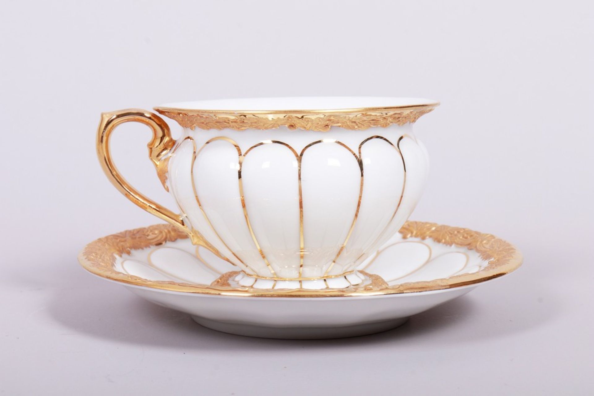 Cup and saucer, Meissen, X-shape, 20th C. - Image 2 of 4