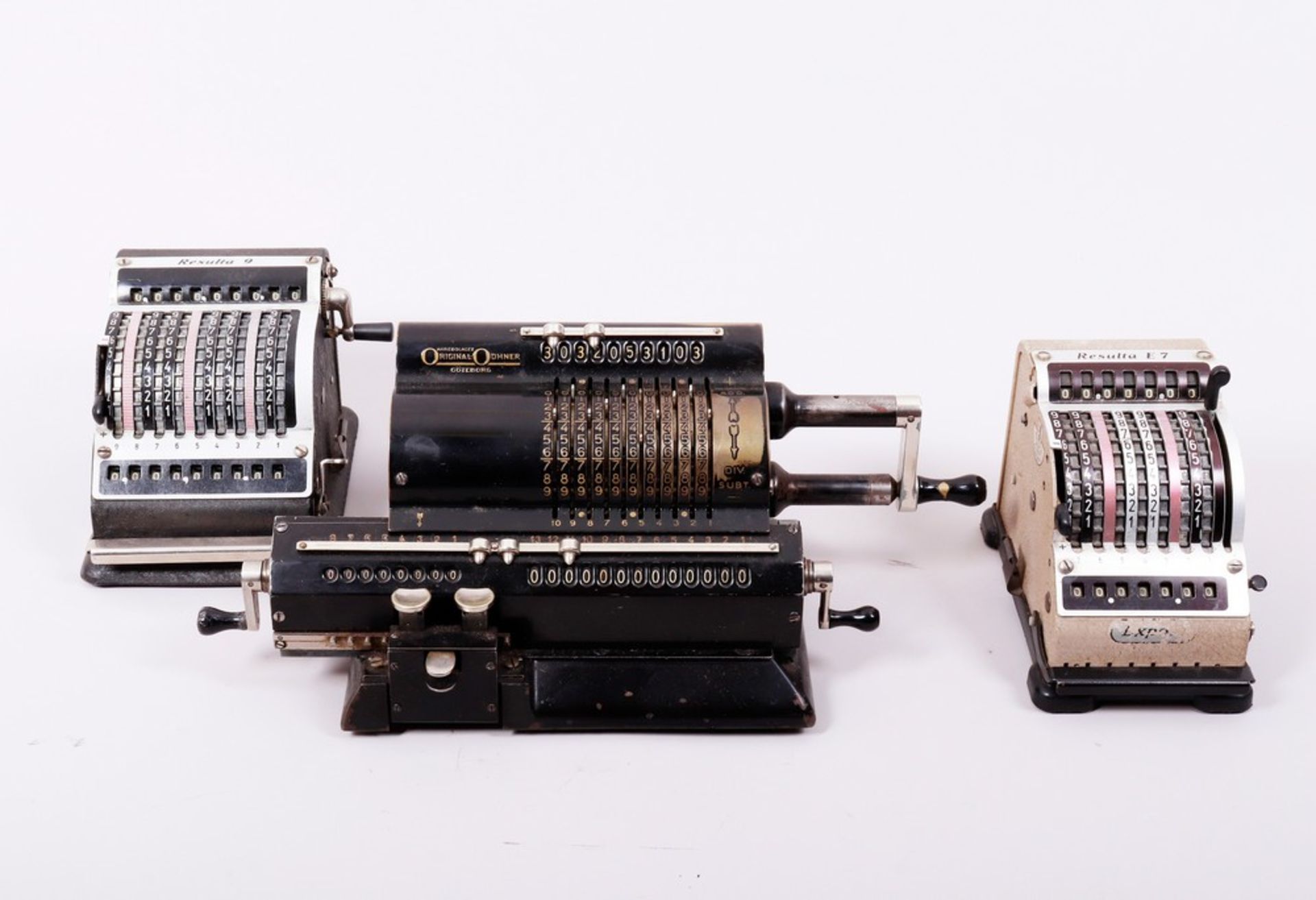 3 mechanical calculators, Original Odhner/Paul Brüning tool factory, 1st half 20th C. - Image 2 of 3