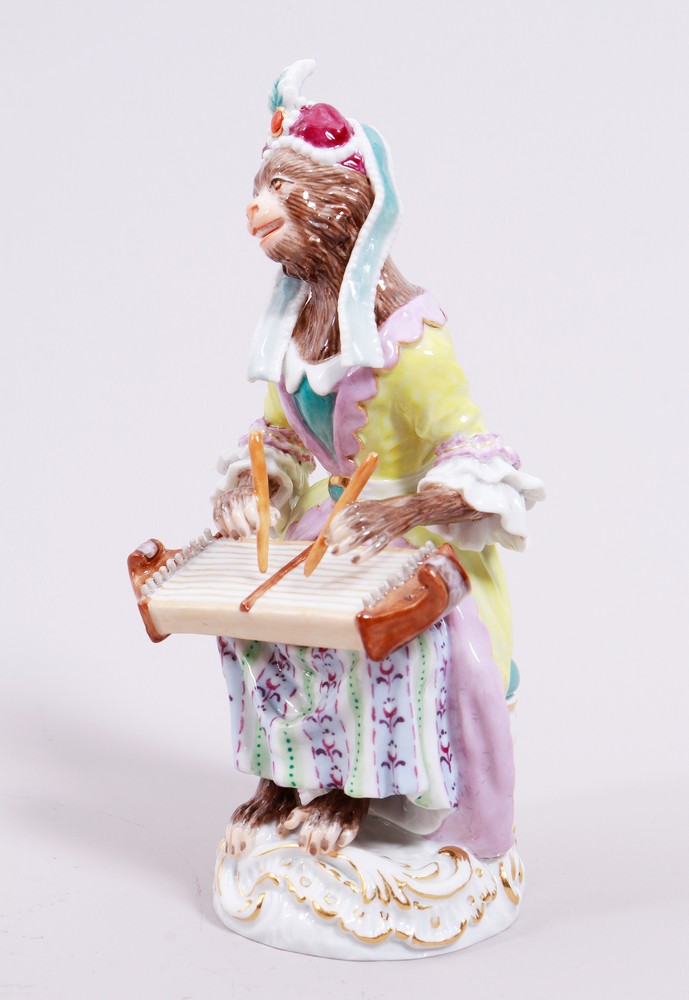 "Monkey with zither" for the "Affenkapelle", design 2019 by Silke Ebermann for Meissen, limited edi - Image 3 of 12