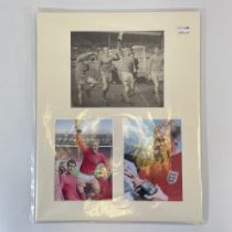 Bobby Moore signed photograph. Former England and West Ham player.