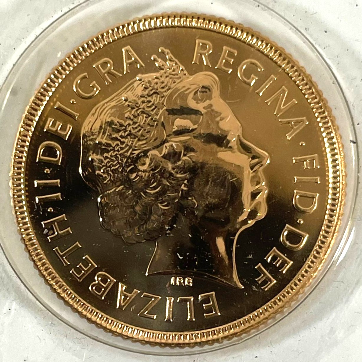 Elizabeth II gold full sovereign dated 2002 - sealed