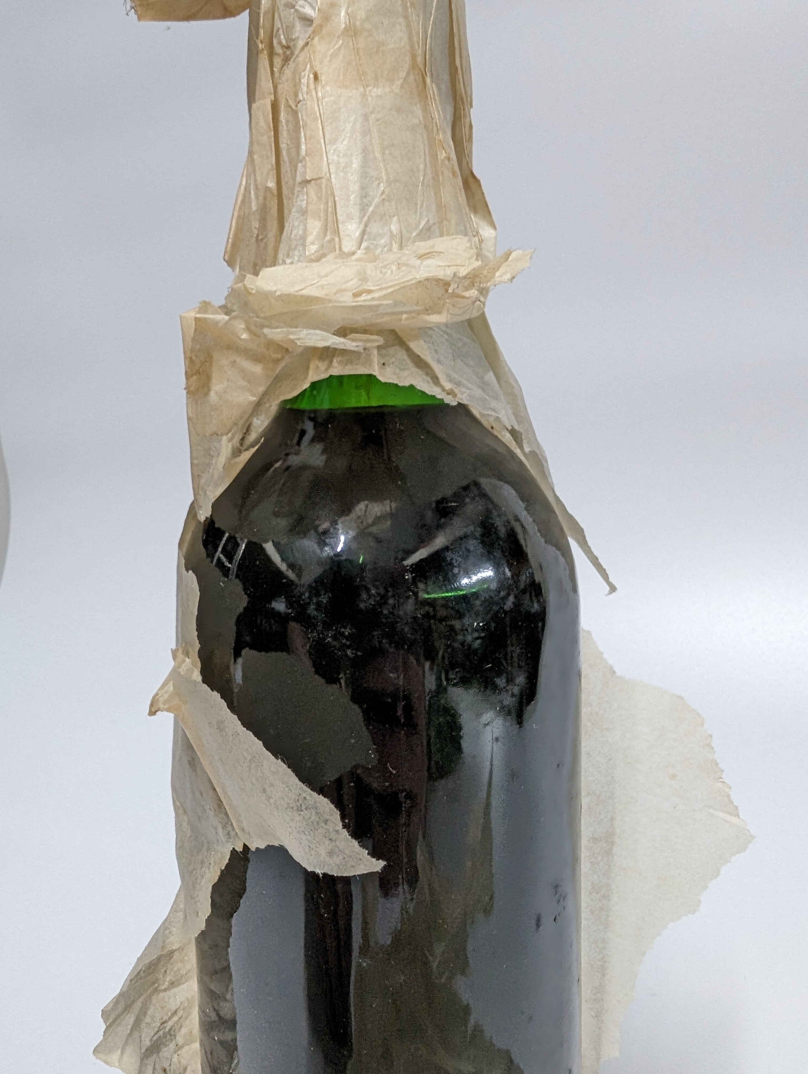 Chateau Latour, 1er Cru Classe, Pauillac, 1975, one bottle - Image 2 of 2