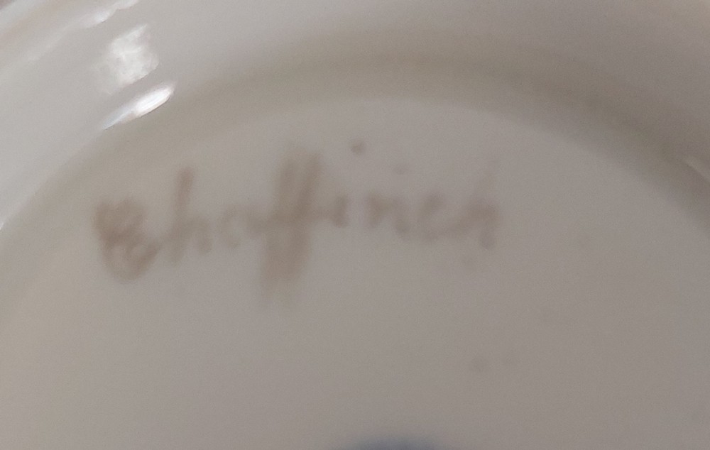 A Royal Worcester Ornithological , Chaffinch decorated sugar bowl, decorated and signed by W. - Image 5 of 8