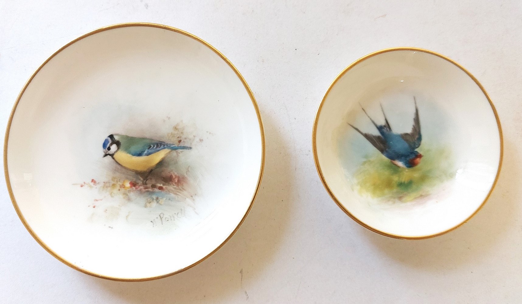 A collection of 9 small cabinet plates, side plates and trinket saucers by Royal Worcester, with - Image 2 of 6