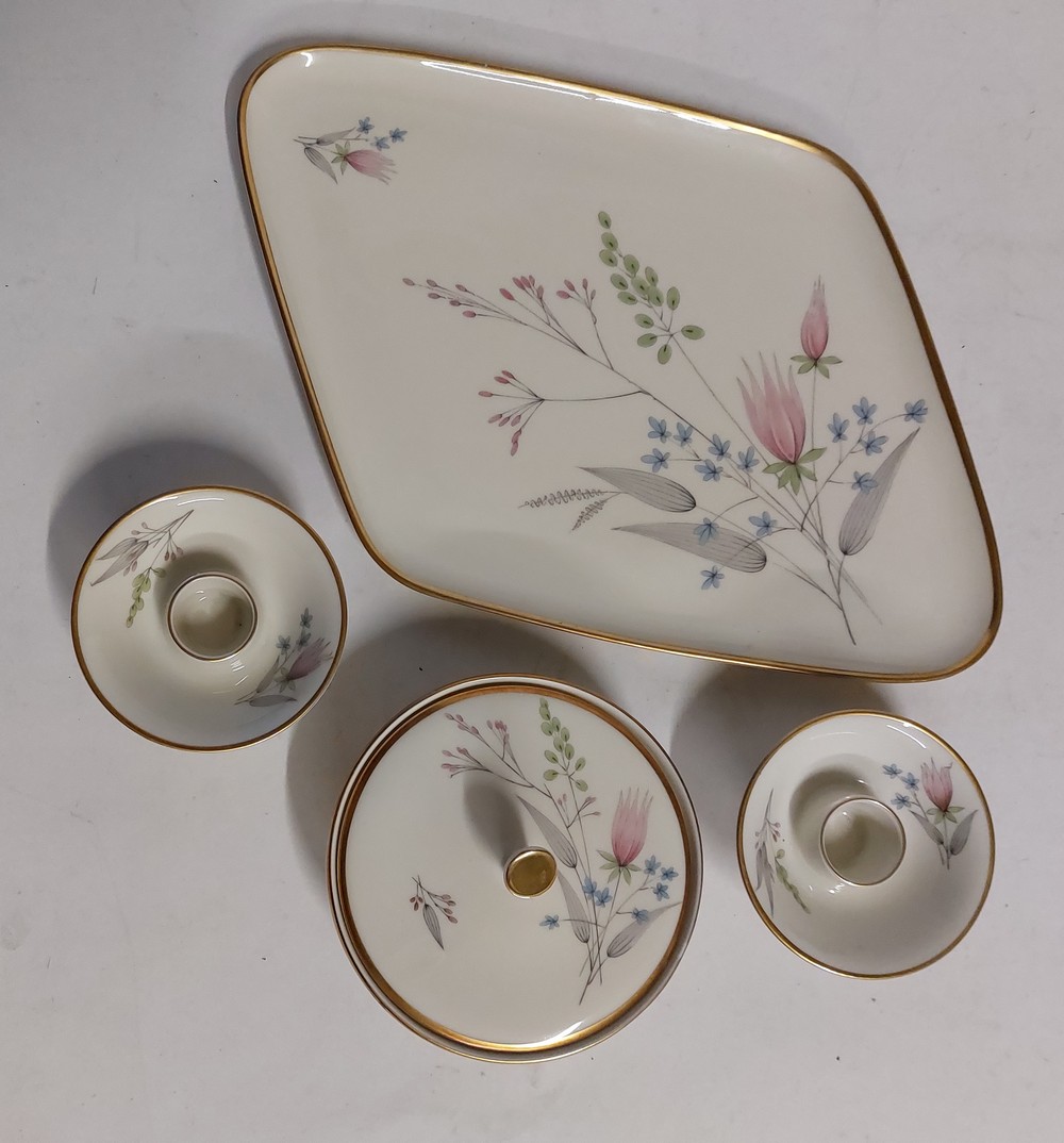 A collection of mixed 20th C ceramics to include Royal Doulton Bramley Hedge seasons plates x 4, - Image 9 of 11