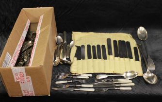A quantity of Kings pattern flatware and other plated items to include serving spoon, ladle,