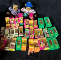 Collection of Typhoo, Tetley and PG tea figures and two monkeys  (36)