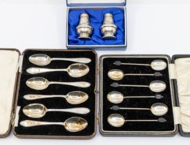A collection of silver to include; a set of six Birmingham silver coffee bean terminal coffee