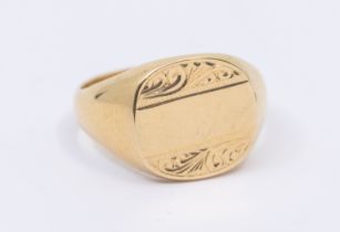 A 9ct gold gents signet ring, square top approx 12mm, size T, total gross weight approx 4.3gms