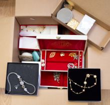 A collection of vintage costume jewellery to include a silver and marcasite set brooch, other