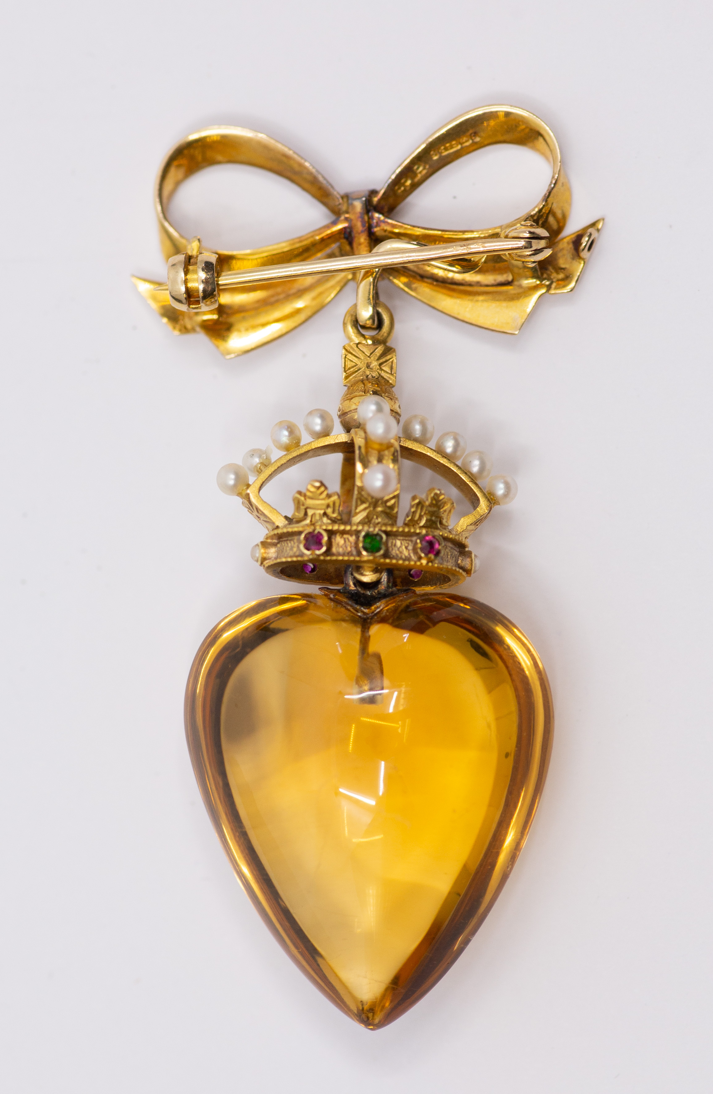 A Victorian heart & crown pendant, comprising a heart shaped citrine approx 28 x 25mm, suspended - Bild 2 aus 2