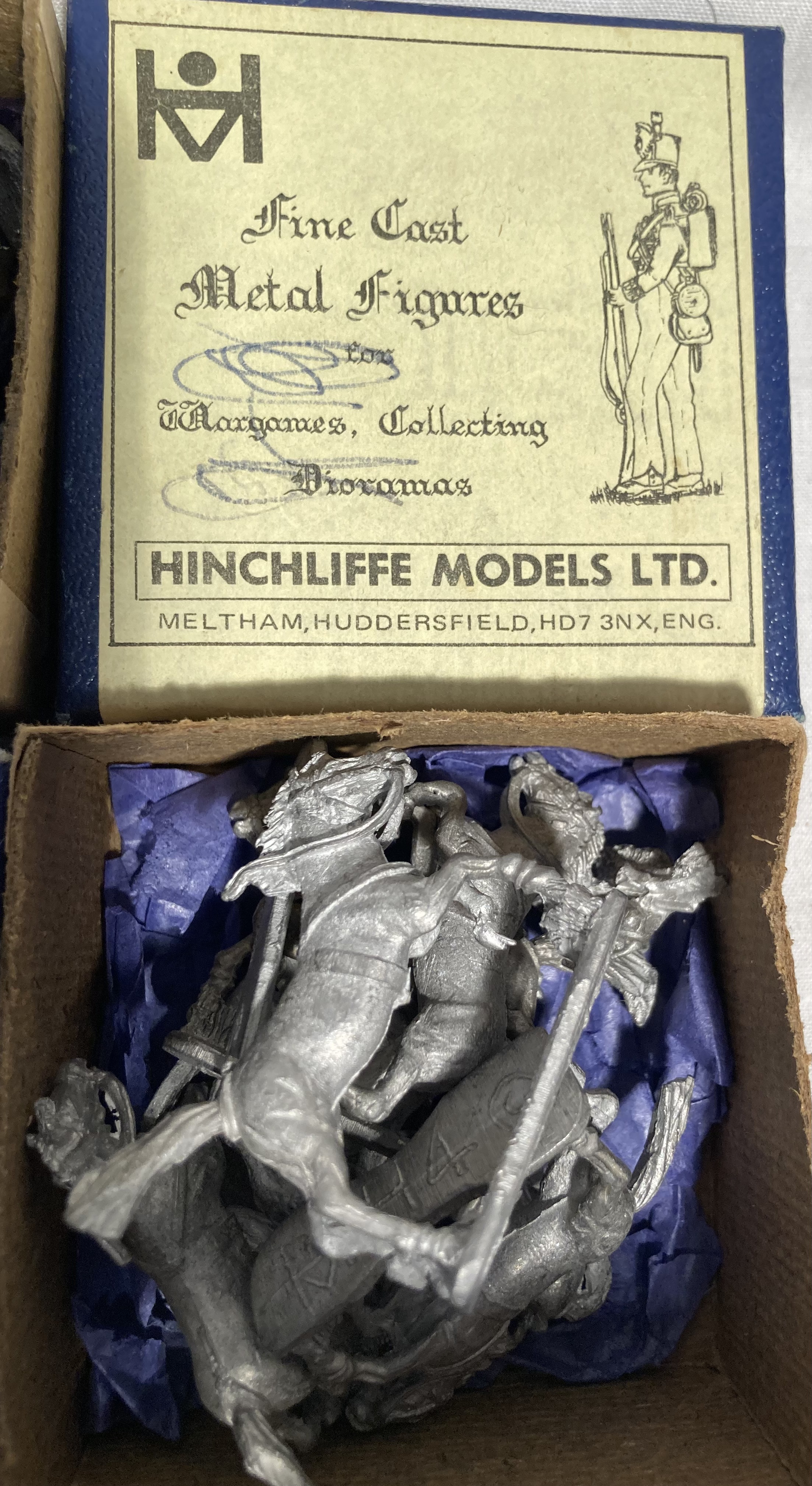 Hinchliffe: A collection of assorted Hinchliffe metal figures and horses, over 100 models, some hand - Bild 5 aus 6