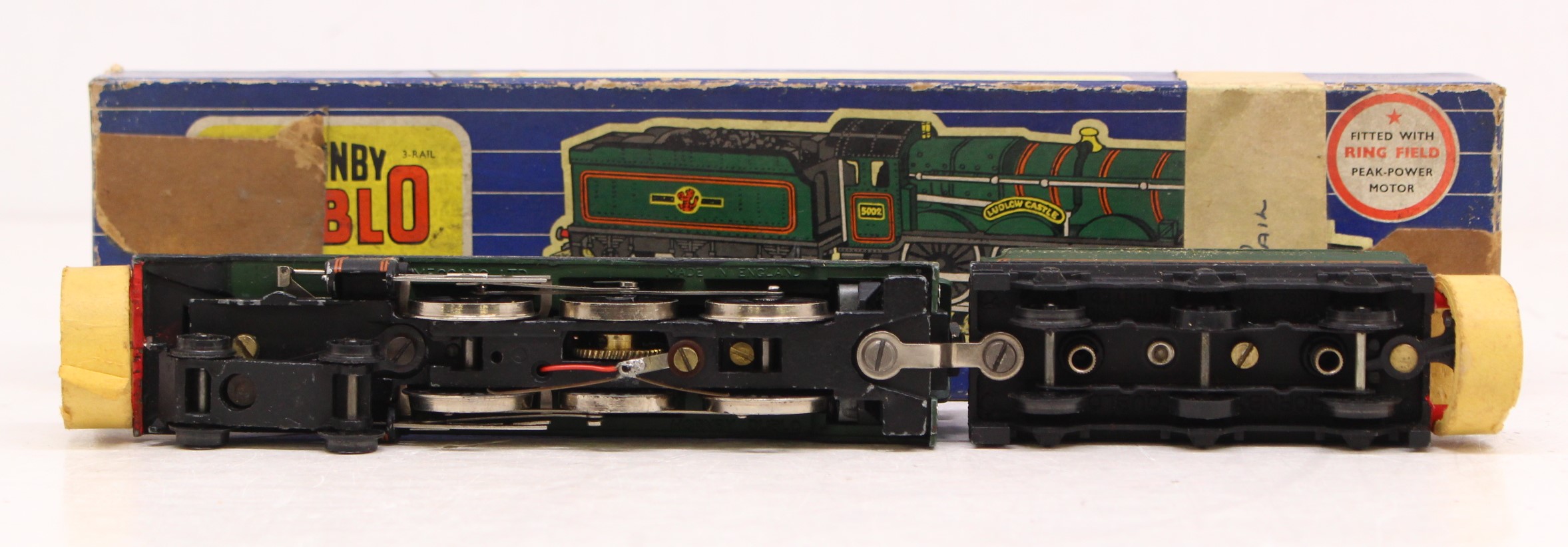Hornby: A boxed Hornby Dublo, 2-Rail, Ludlow Castle Locomotive and Tender, Reference 3221. - Image 2 of 2
