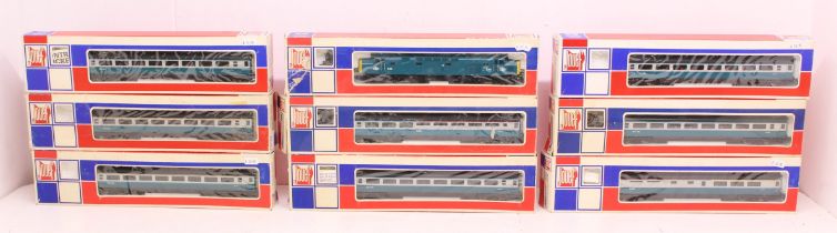 Jouef: A collection of nine boxed Jouef, OO Gauge, items to comprise: D285 locomotive, and eight