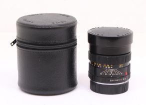 Leica: A Leitz Wetzlar lens, Elmarit-R 1:2.8, 90mm, Serial Number 2908200. Original Leitz lens