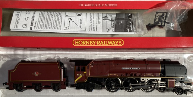 Hornby: A pair of boxed Hornby Railways, OO Gauge, locomotives: BR Class 47 Co-Co Diesel R404; and - Image 2 of 5