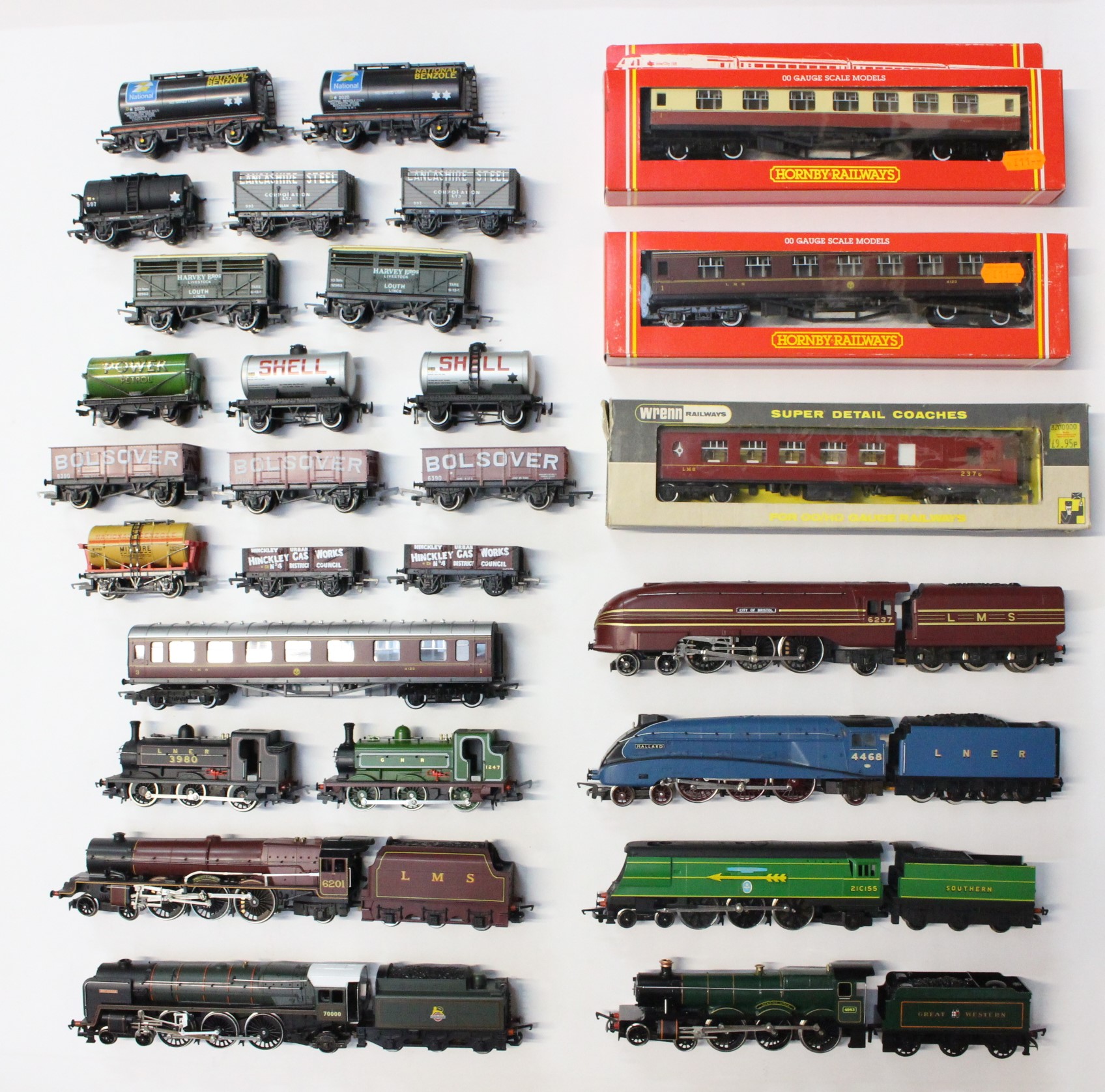 Hornby: A collection of unboxed Hornby, OO Gauge locomotives, to include: City of Bristol,