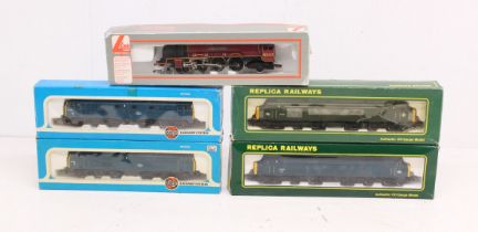Model Railway: A collection of five boxed OO Gauge locomotives to comprise: Airfix 54100-6 (two