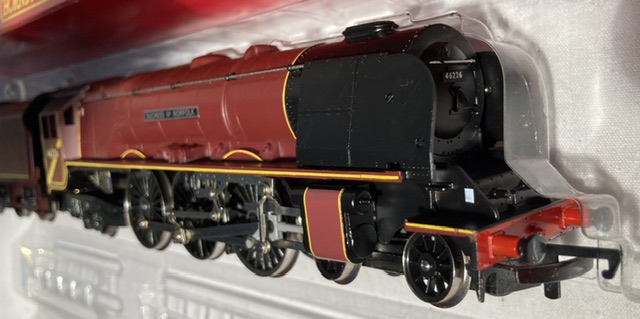 Hornby: A pair of boxed Hornby Railways, OO Gauge, locomotives: BR Class 47 Co-Co Diesel R404; and - Image 3 of 5