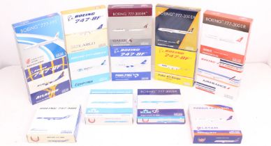 Platinum Series: A collection of fourteen (14) boxed 1:400 Scale Platinum Series aircraft of various
