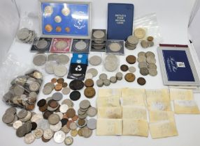 GB Coins: A collection of 20th century decimal and pre-decimal GB coins to include sixpences and