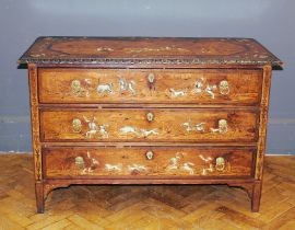 A North Italian hunters chest of drawers, circa 1800, inlaid to the top, sides and drawer front with