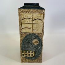 A Troika vase decorated by Louise Jinks (1976-1981) Newlyn, Cornwall of square form. Approximately