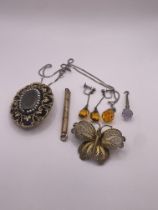 A collection of antique and vintage jewellery. Comprising a Victorian rolled gold, enamel and seed